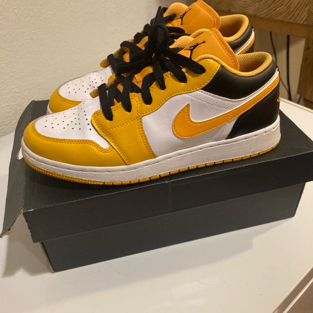 Air Jordan 1 Low